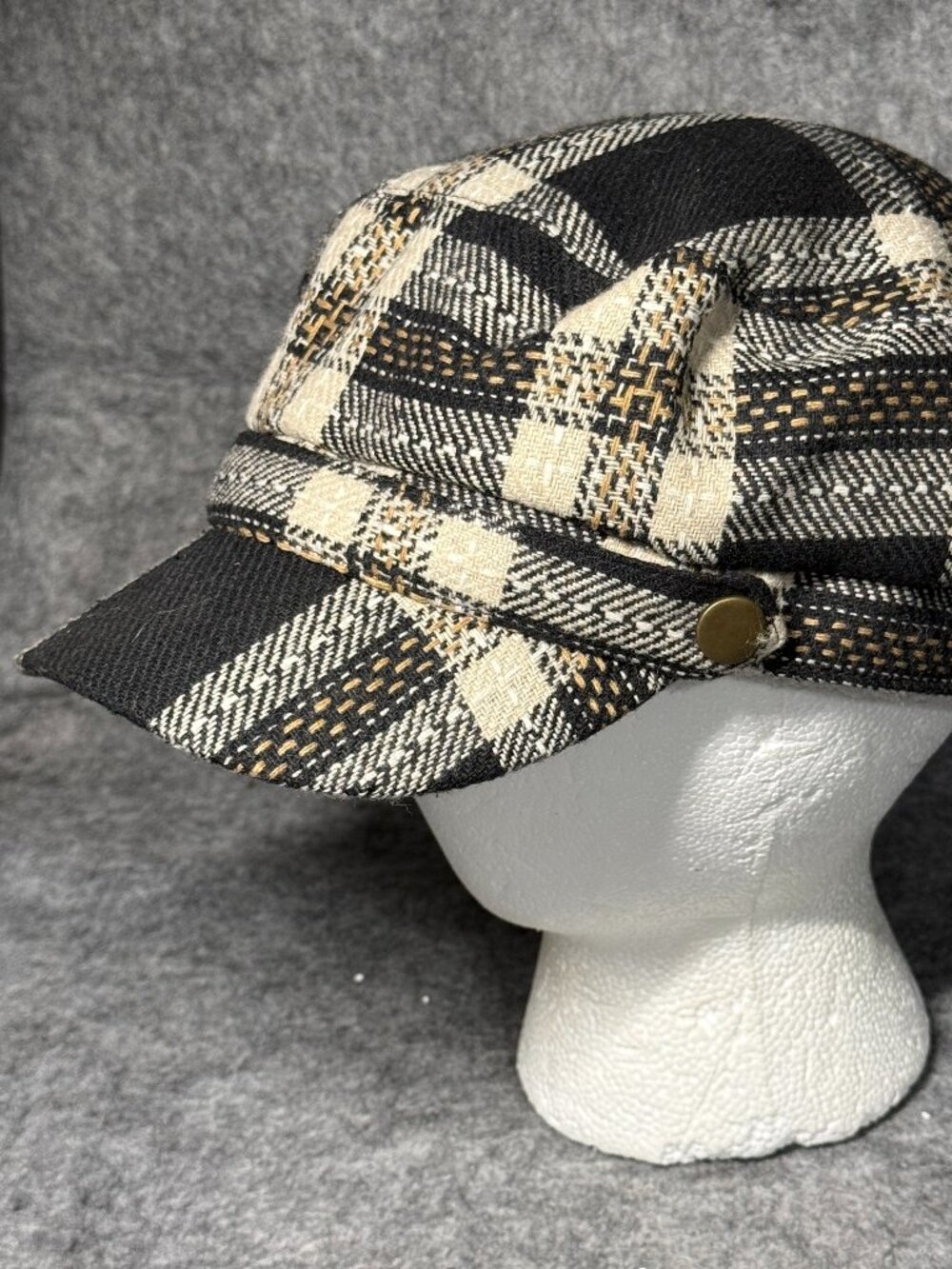 Plaid Knit Flannel Conductor / Newsboy Hat - Black/Tan - One Size